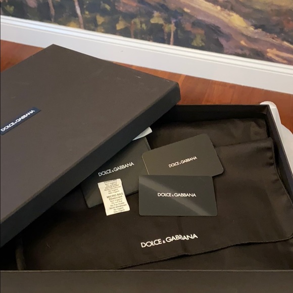 Authentic Dolce & Gabbana Leather Pouch - Picture 12 of 14